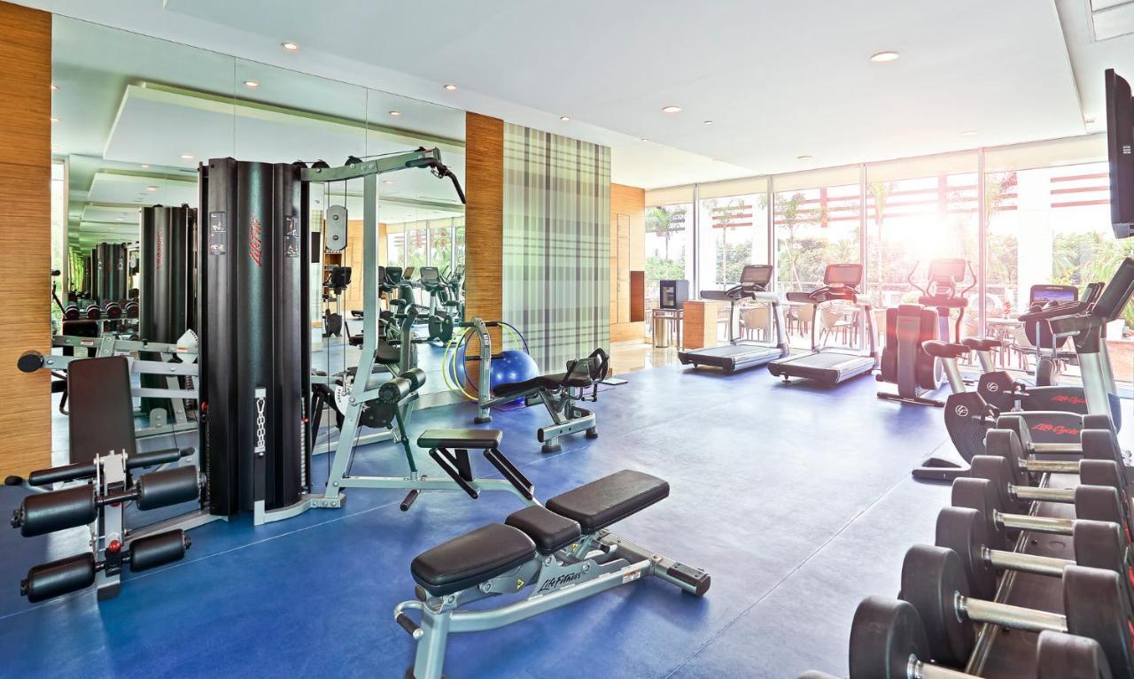 Novotel Chennai Sipcot Exterior photo The gym at the InterContinental